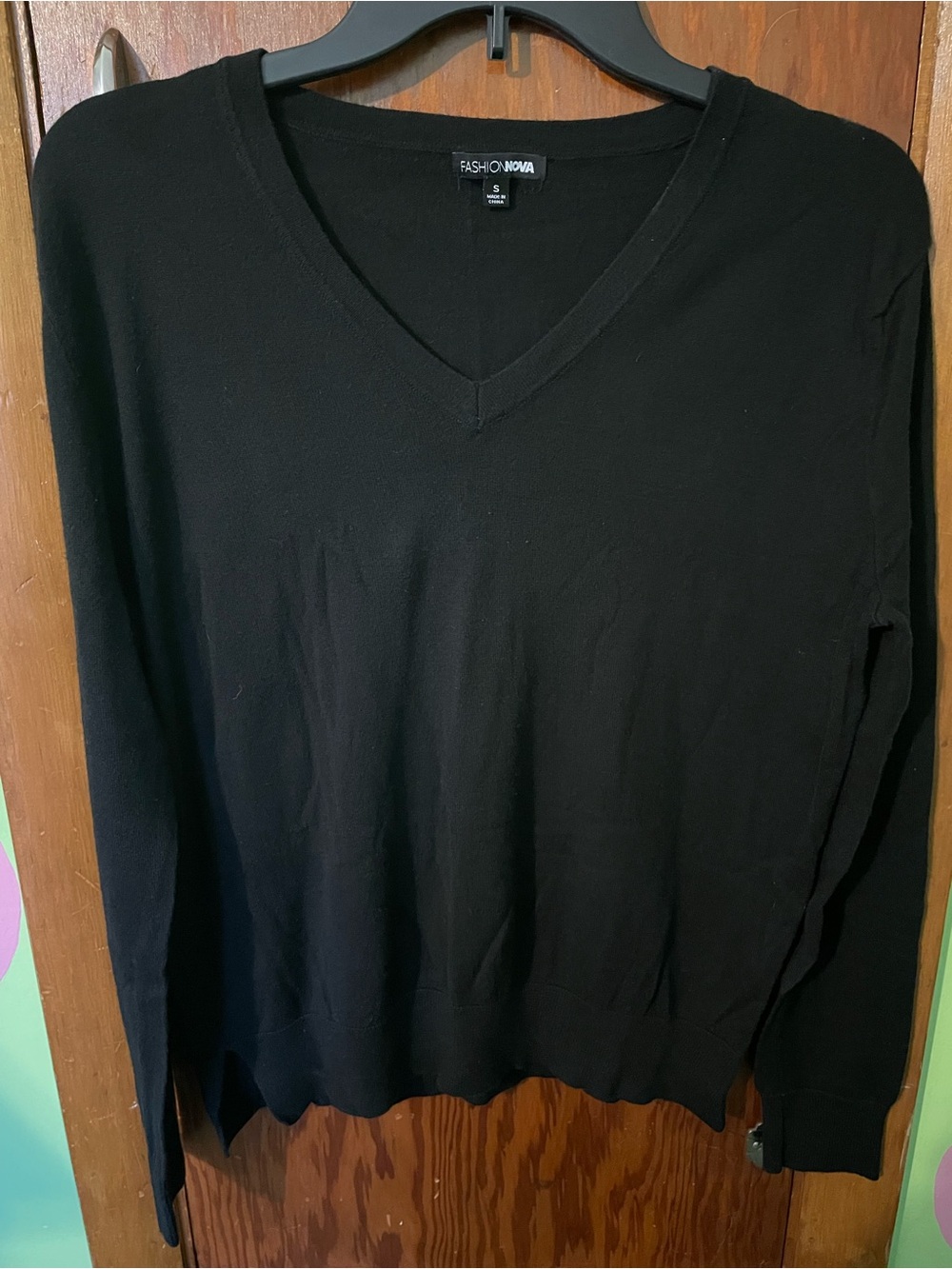 NWOT Fashion Nova “Everyday Babe” Soft & Lightweight V-Neck Sweater